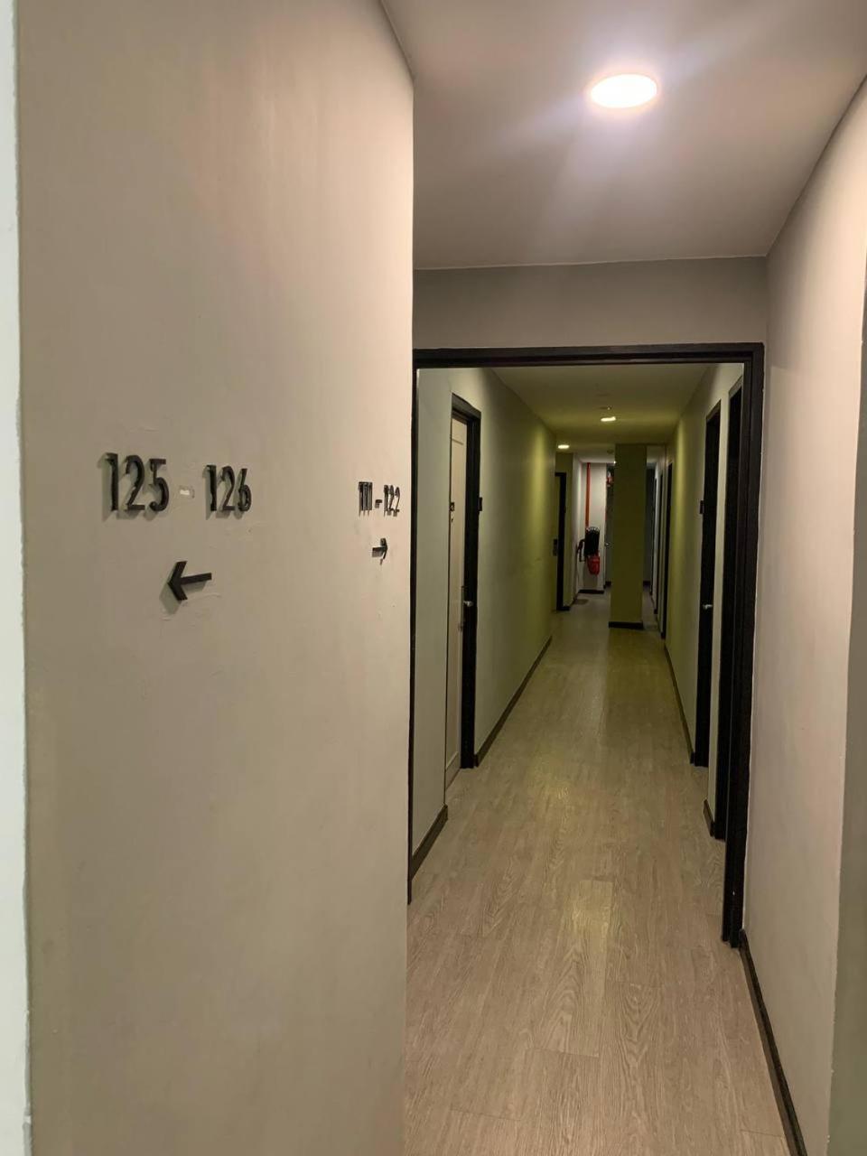 The Daily Hotel Kota Kinabalu Exteriör bild
