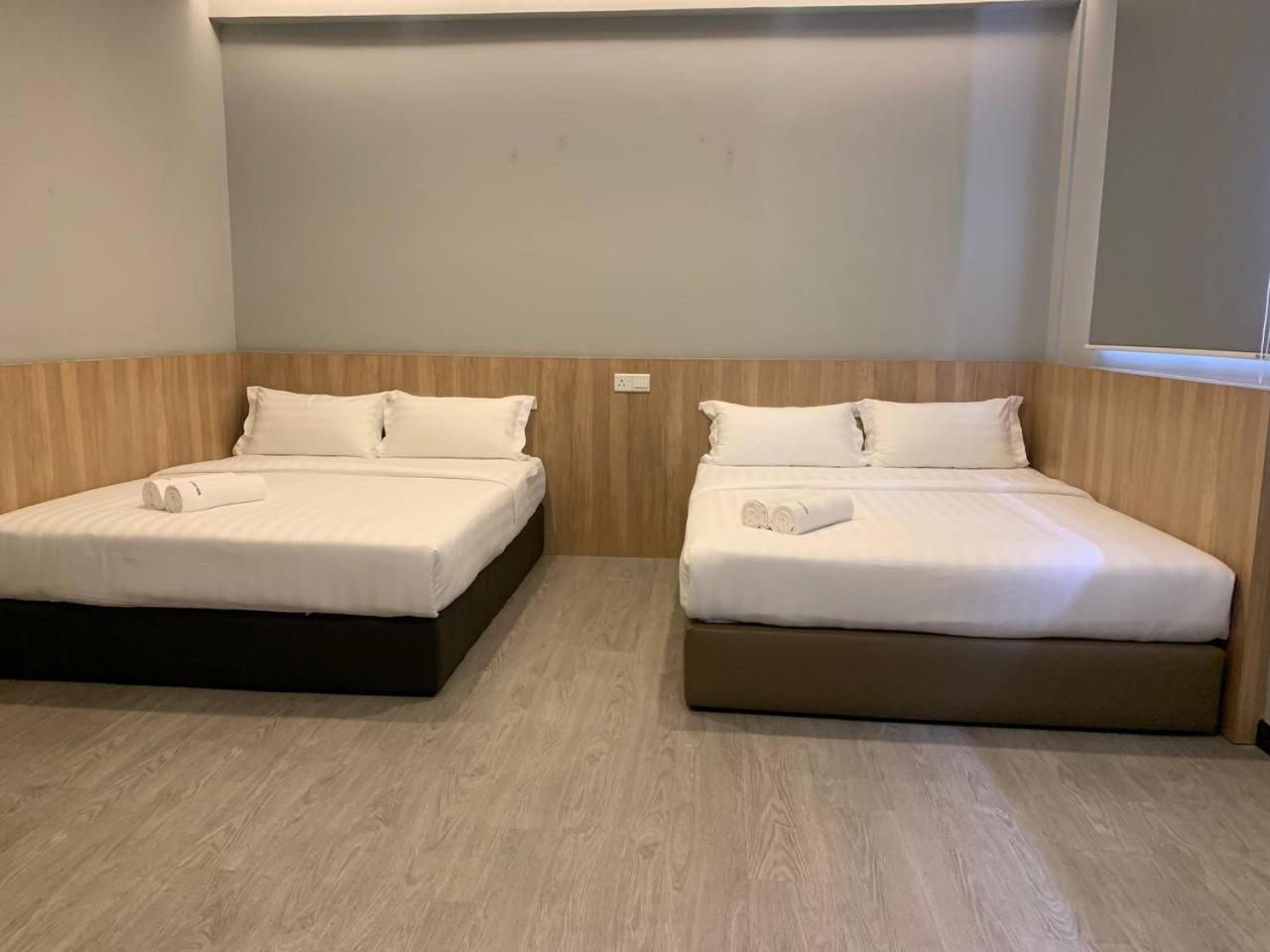 The Daily Hotel Kota Kinabalu Exteriör bild